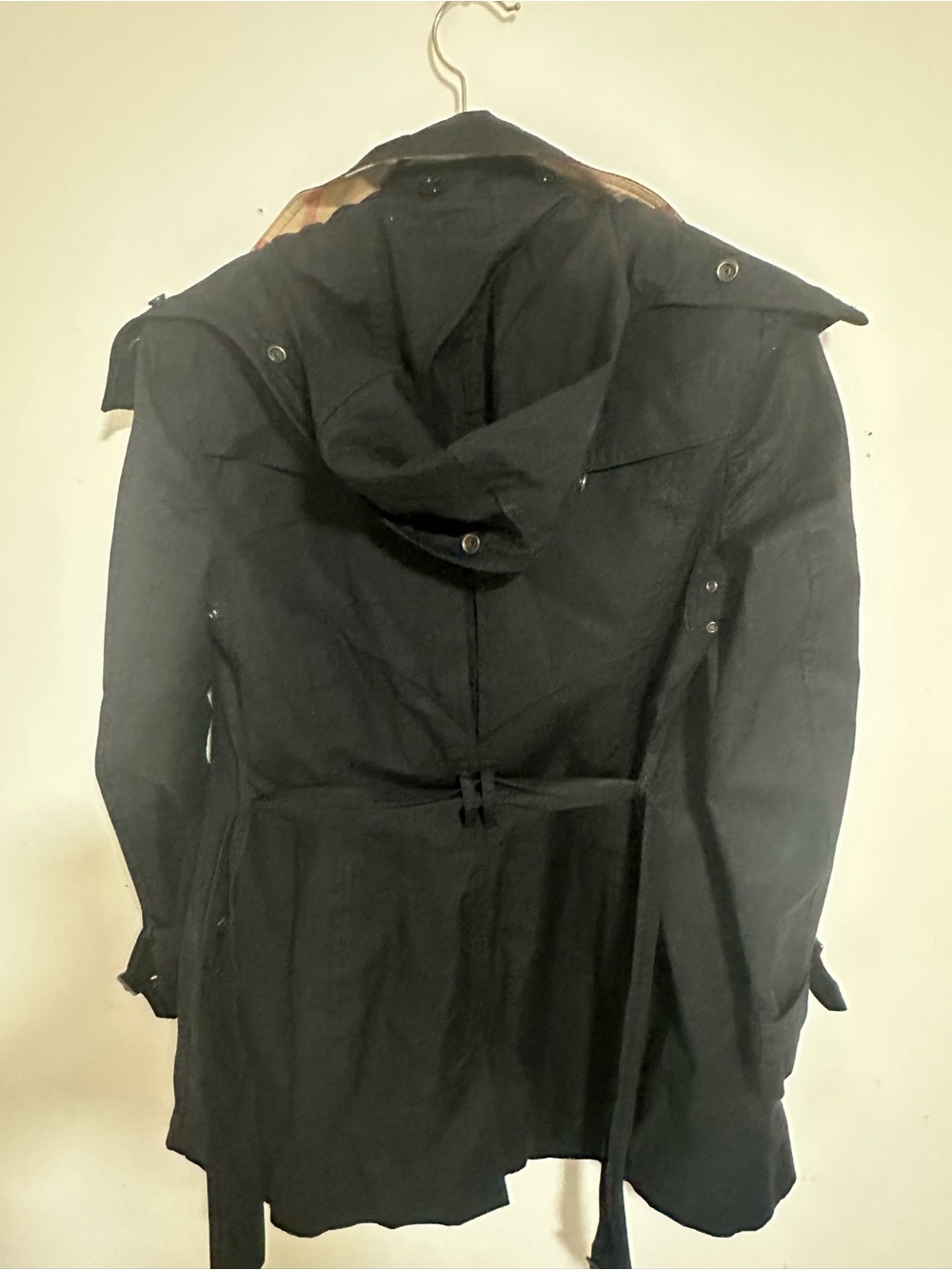 Burberry Brit Black Coat with Signature Check Lining - Picture 2 of 8